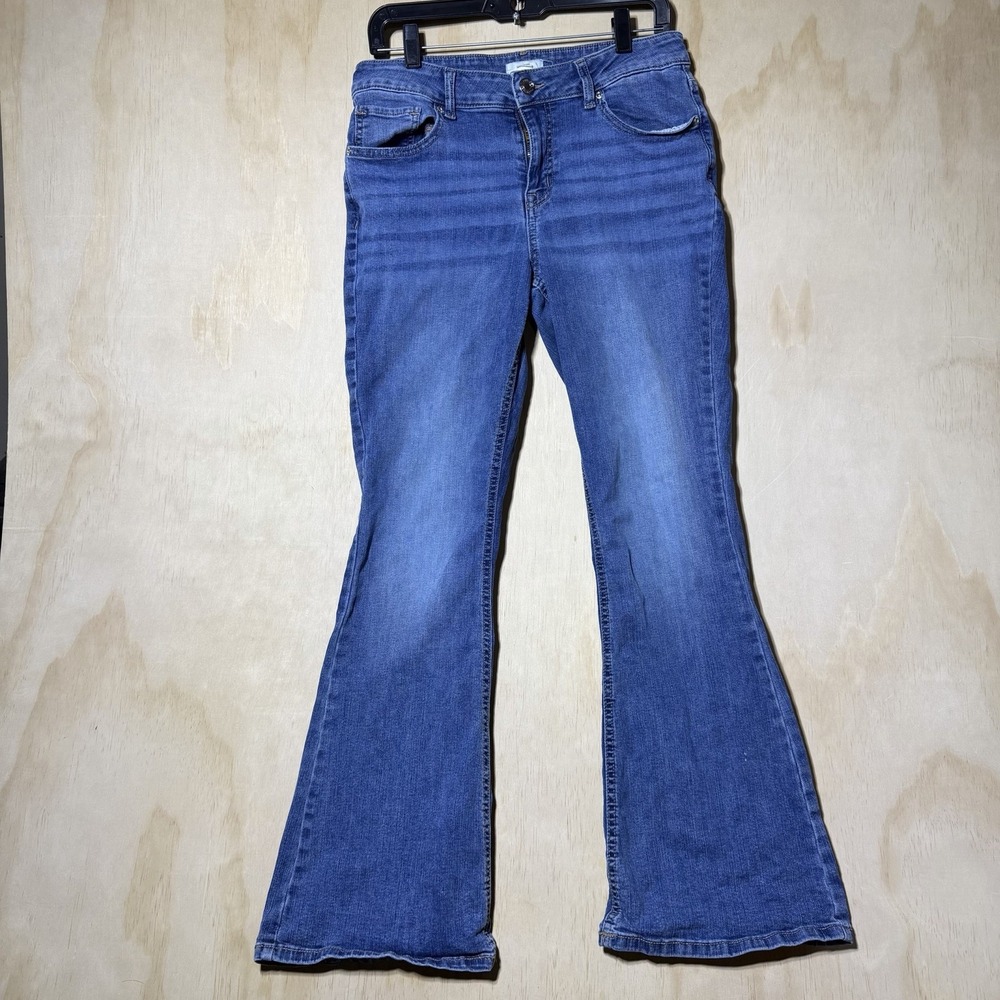 Maurices M Jeans Classic Women’s 10 Regular Mid Rise Flare Bootcut Blue Denim